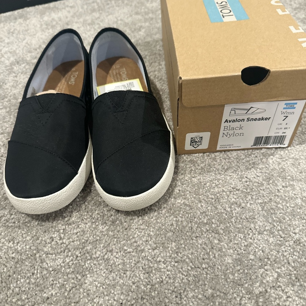 TOMS Black Nylon Avalon Sneaker